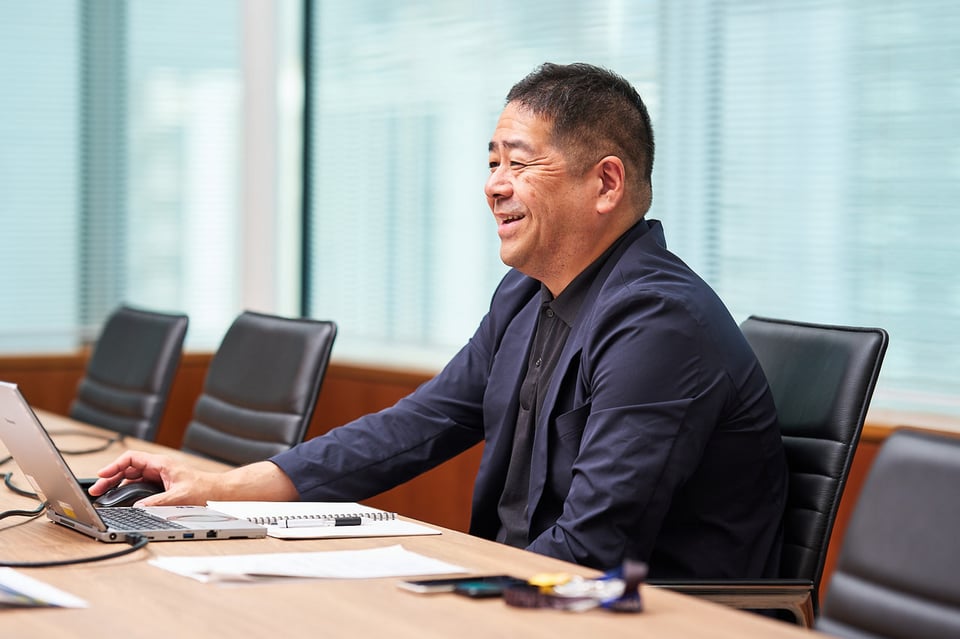 パナソニック エレクトリックワークス株式会社 阿部 益巳氏のインタビューカット