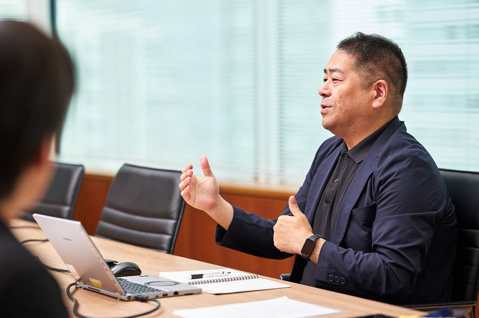 パナソニック エレクトリックワークス株式会社 阿部 益巳氏のインタビューカット